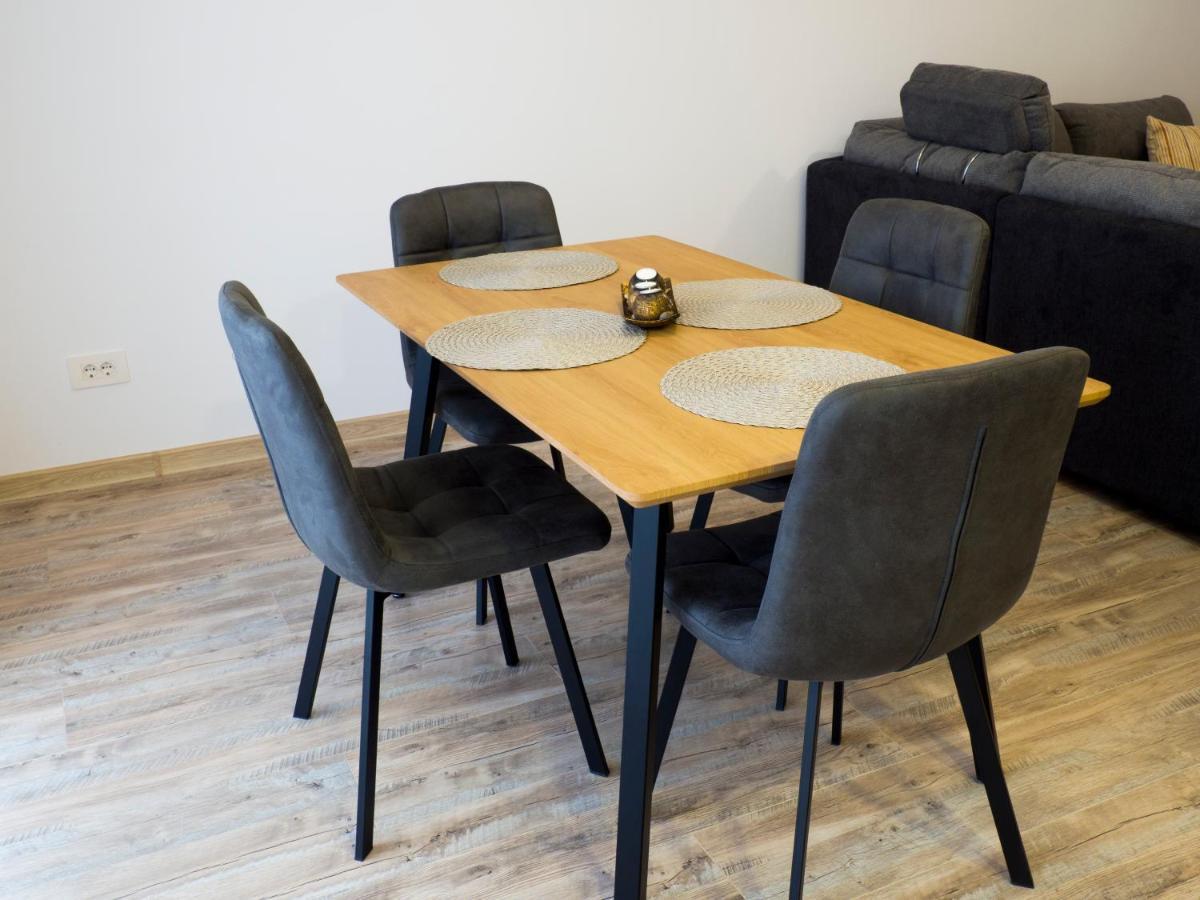 Armony Apartament ทิมิชัวรา ภายนอก รูปภาพ