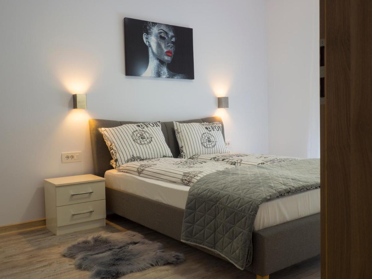 Armony Apartament ทิมิชัวรา ภายนอก รูปภาพ